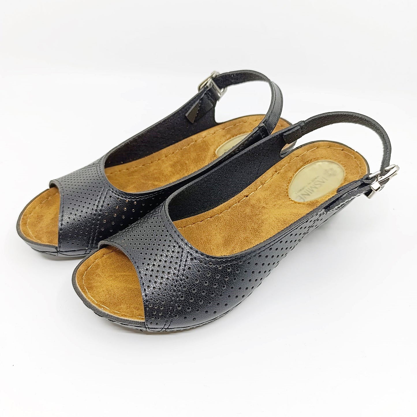 crne sandale otvorena peta