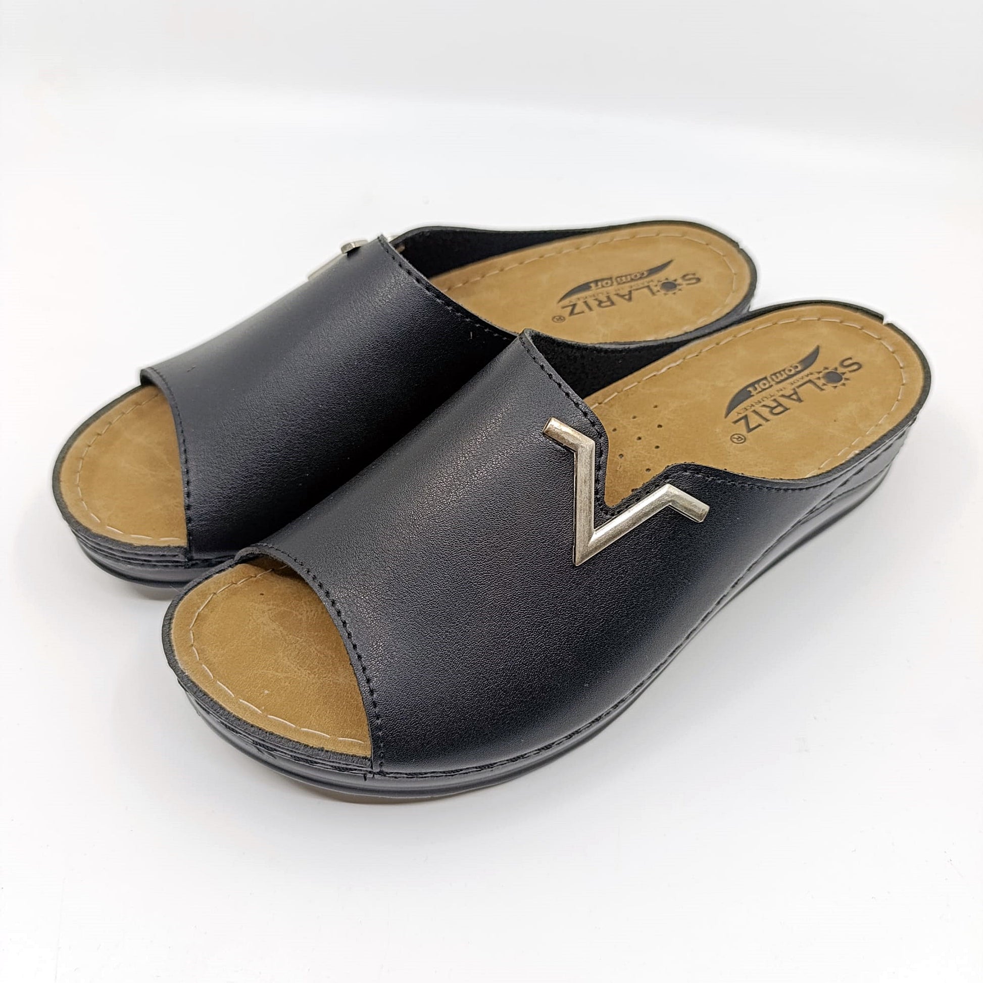 crne ženske natikače komforne koža solariz