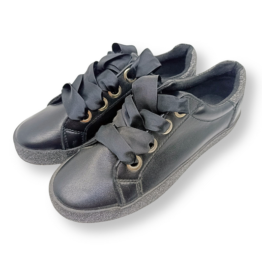 crne zenske tenisice satenske vezice koza