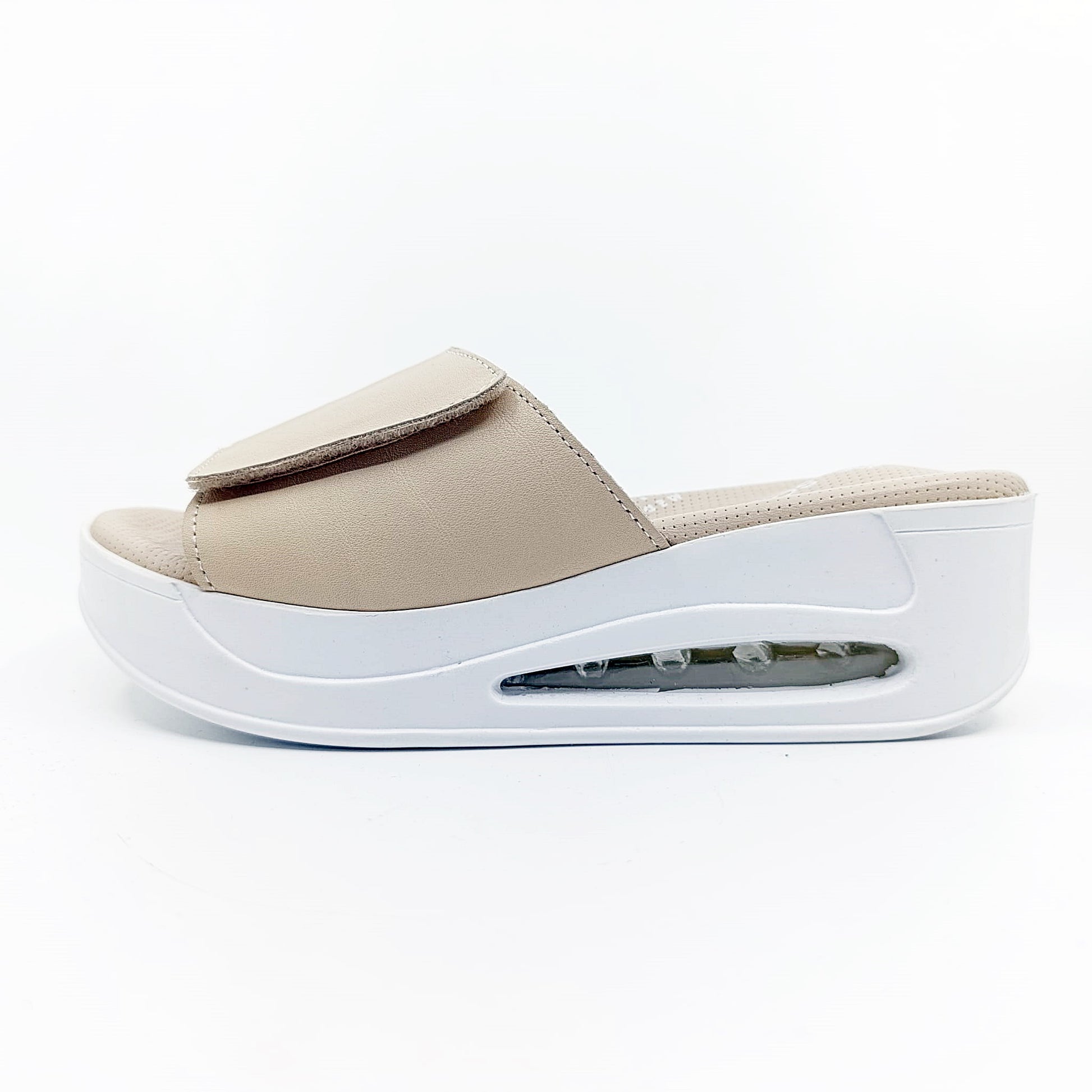 elegantne beige natikace zdrava stopala