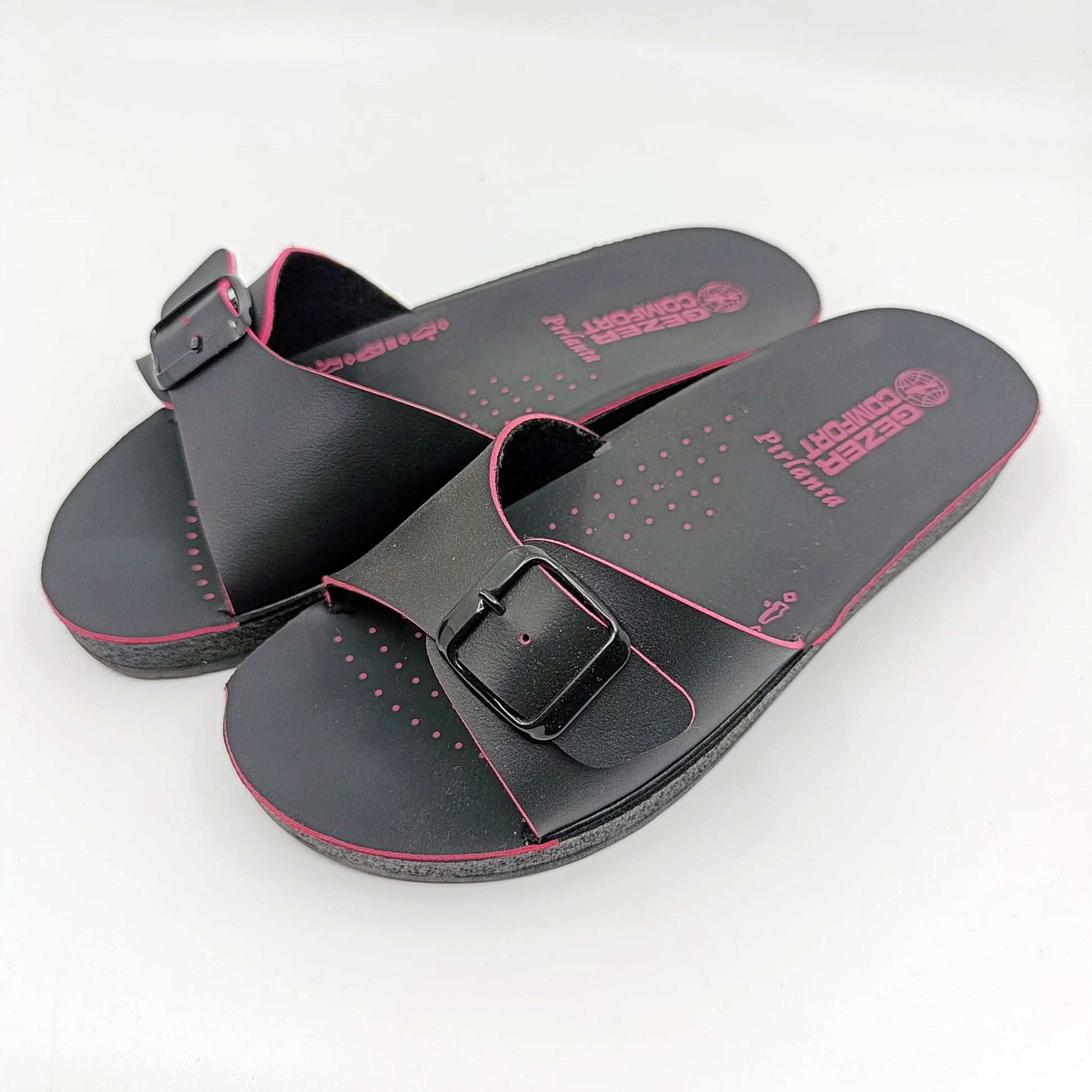 ljetne anatomske natikace crne gezer