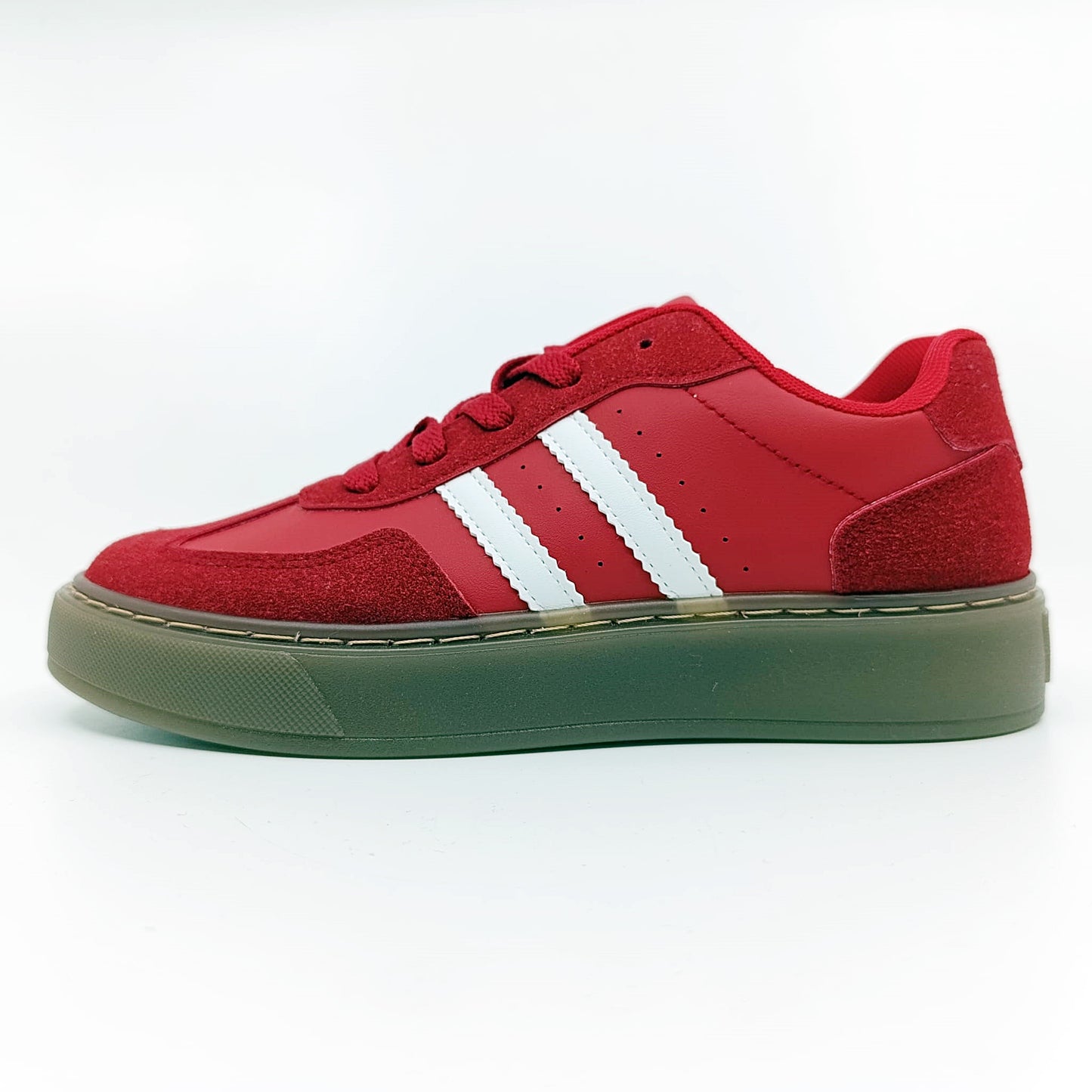 modne tenisice retro stil zeleni potplat