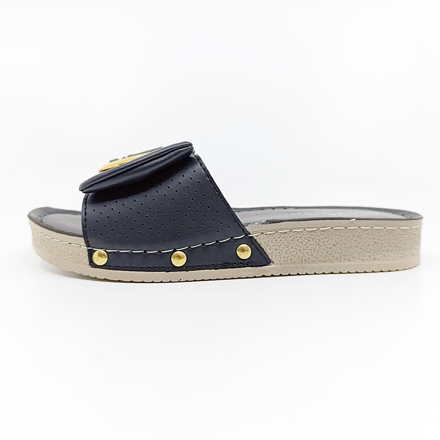 natikače boja crna blizina