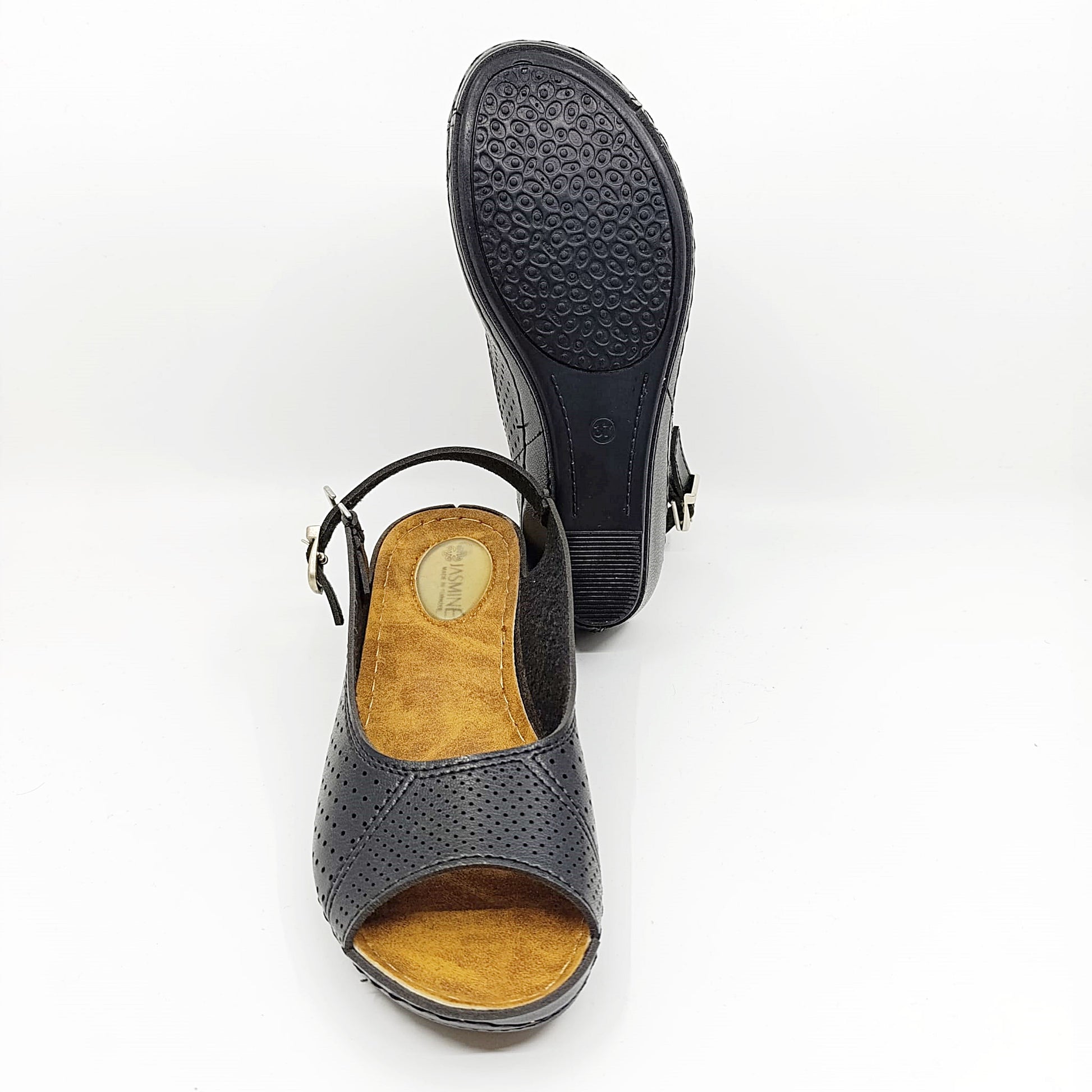 povišena peta crne sandala