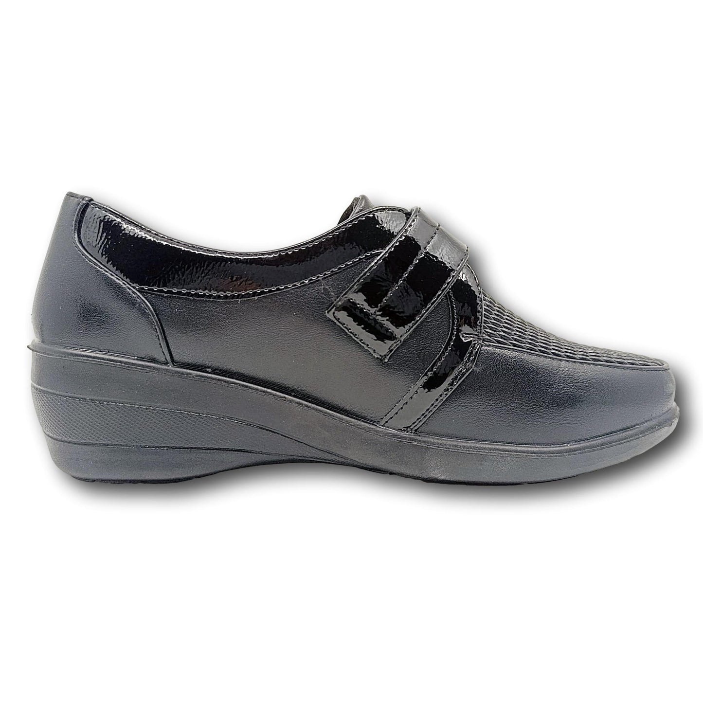 udobne zenske cipele crne koze