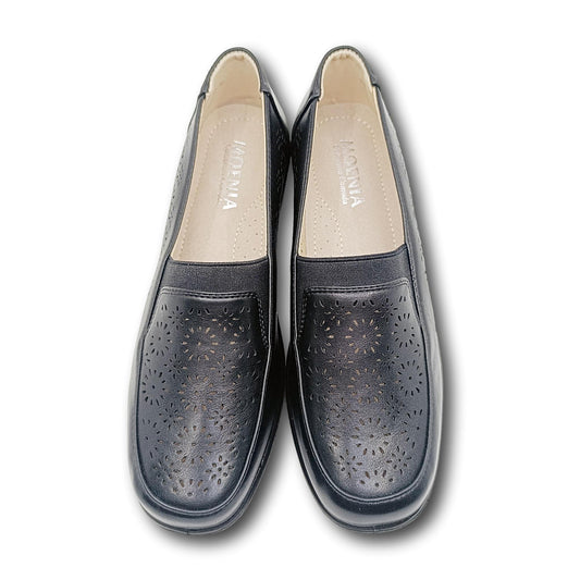 woman comfort loafers perforirana koza