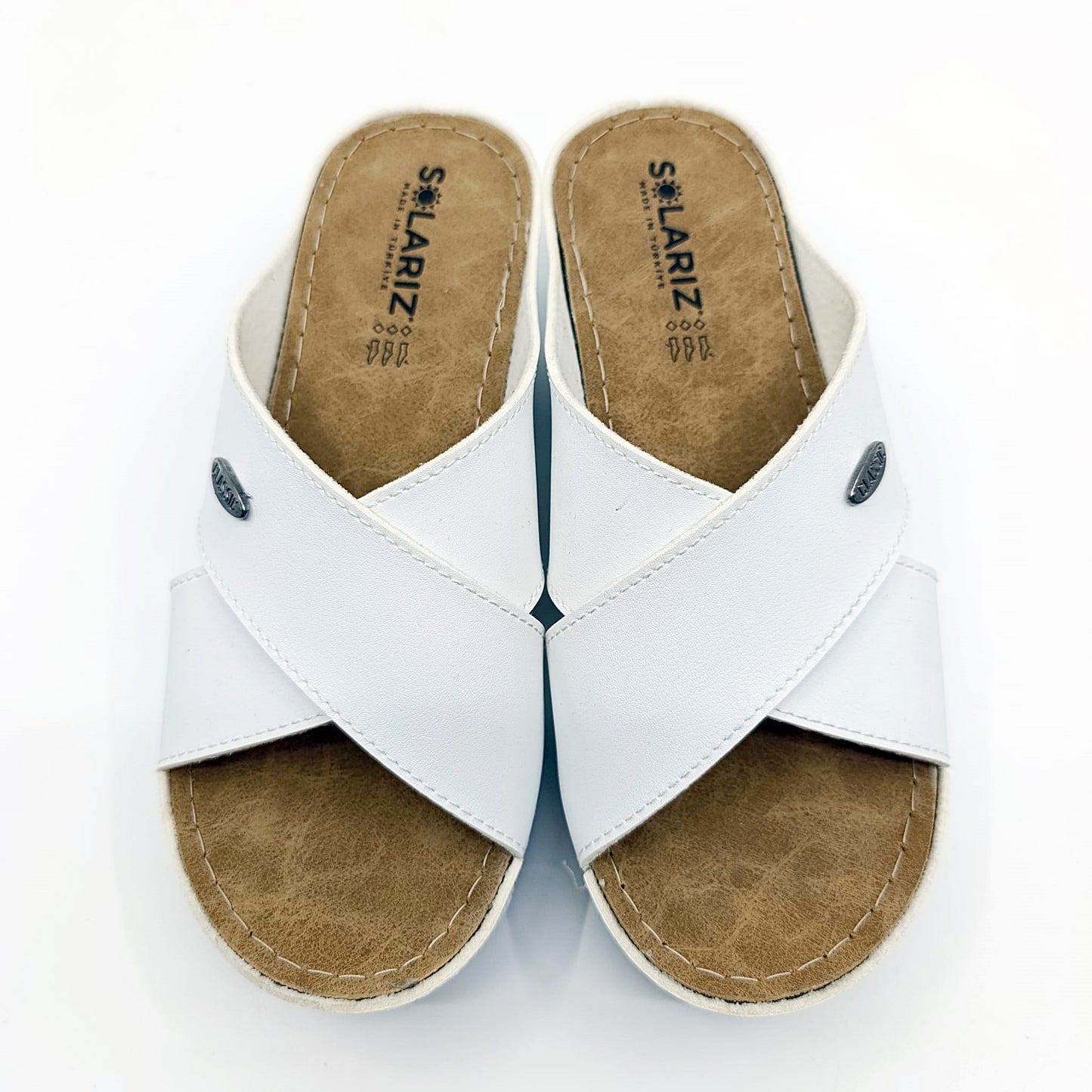 zenske natikace bijele sportski stil