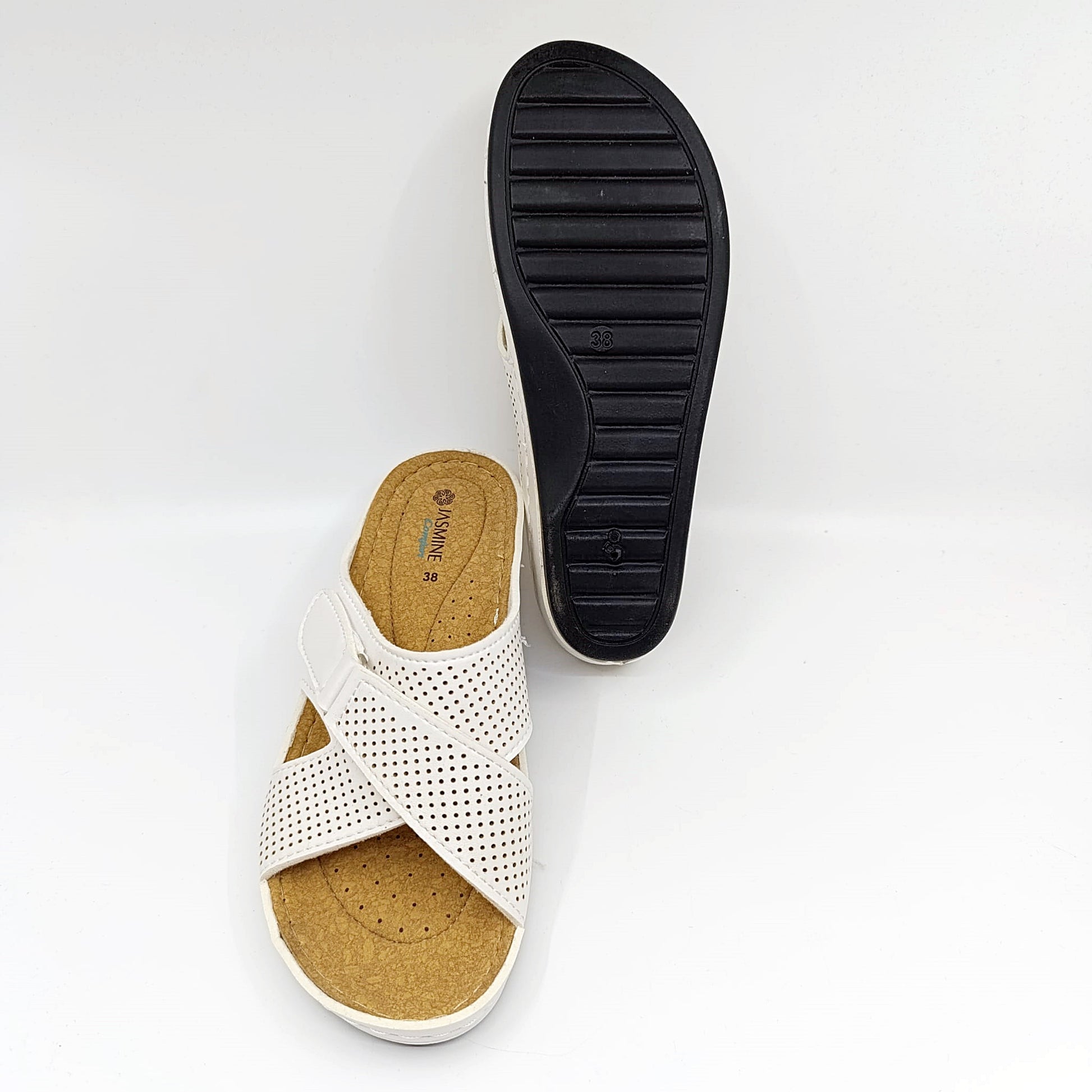 zenske natikace umjetna koza velicine 37-41 bijele