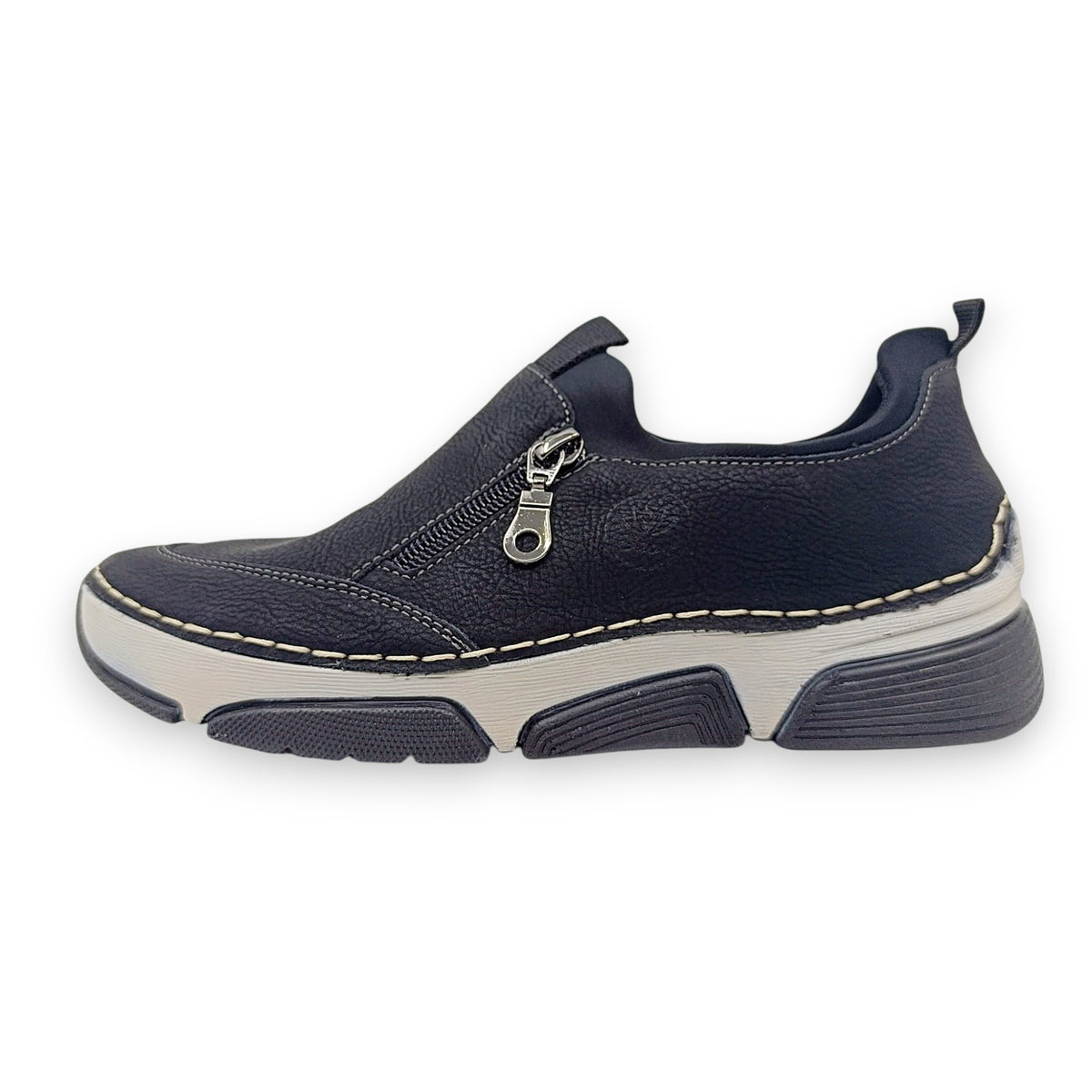 Cipelice hodalice crne model c17 86007-1