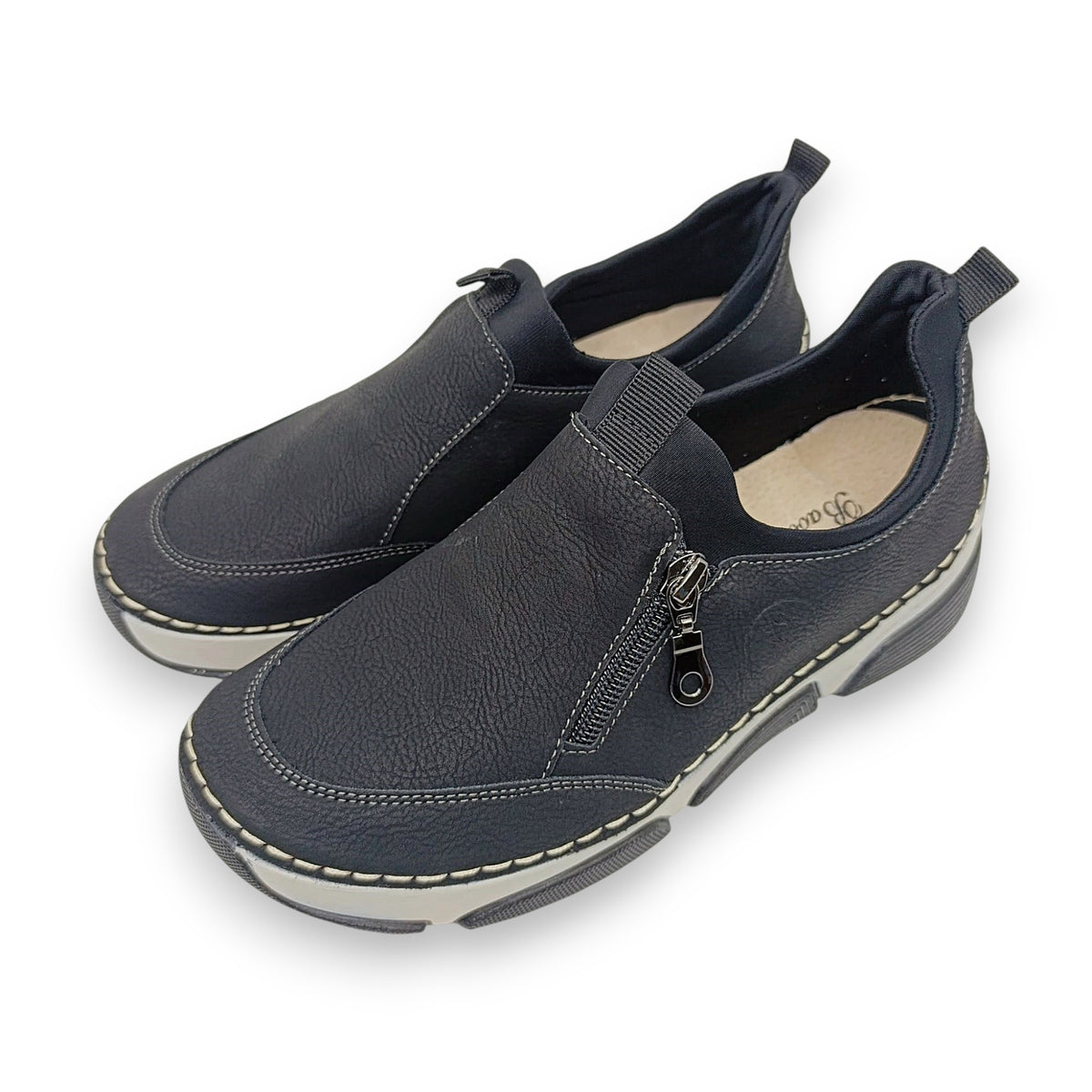Cipelice hodalice crne model c17 86007-1