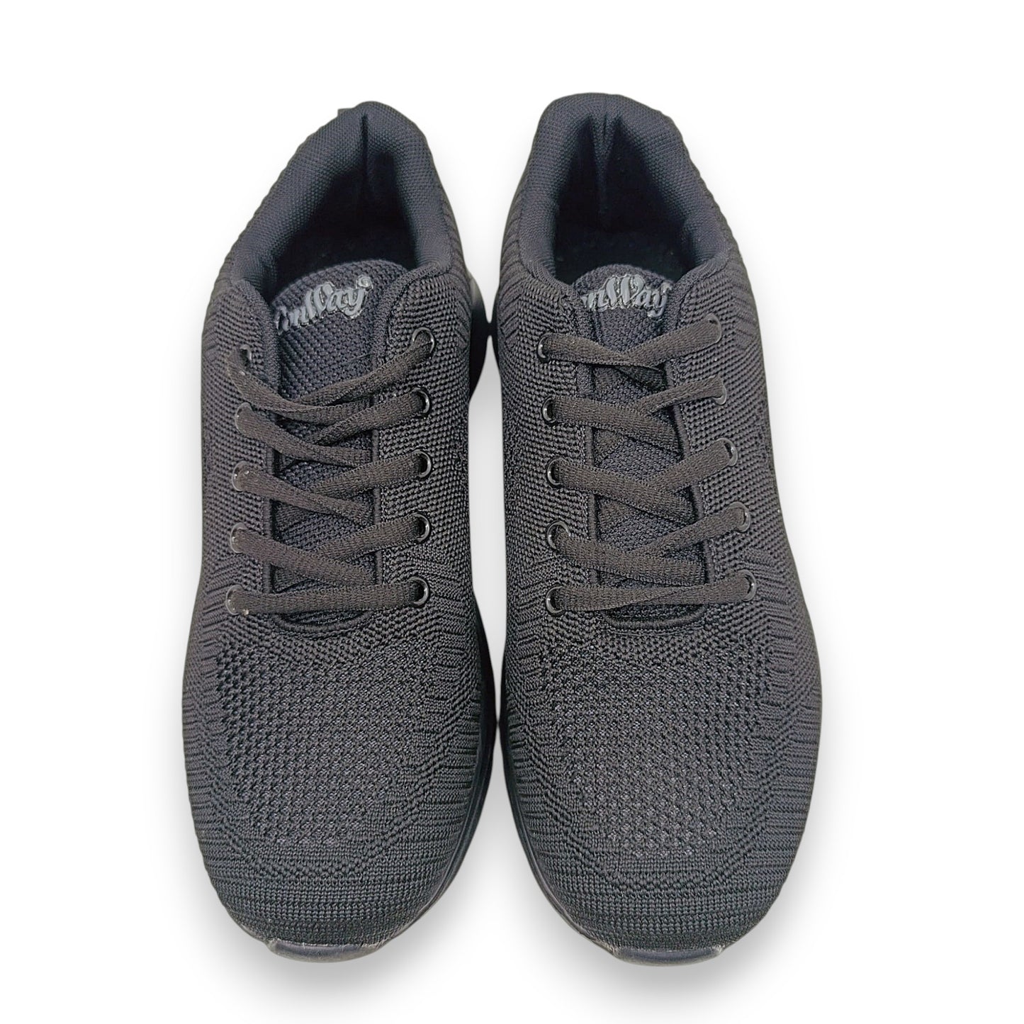 crne sportske tenisice pogled sprijeda par