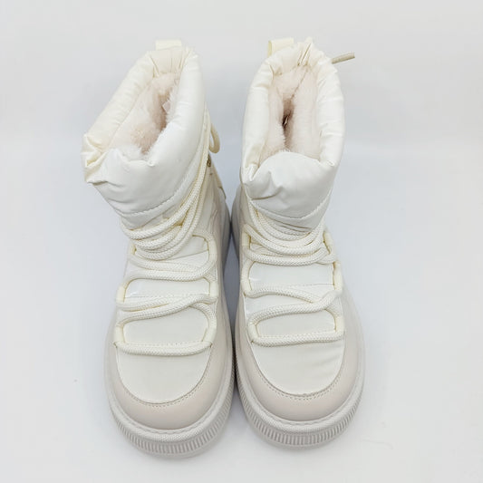 moderne zimske gleznajce bijele snurovka