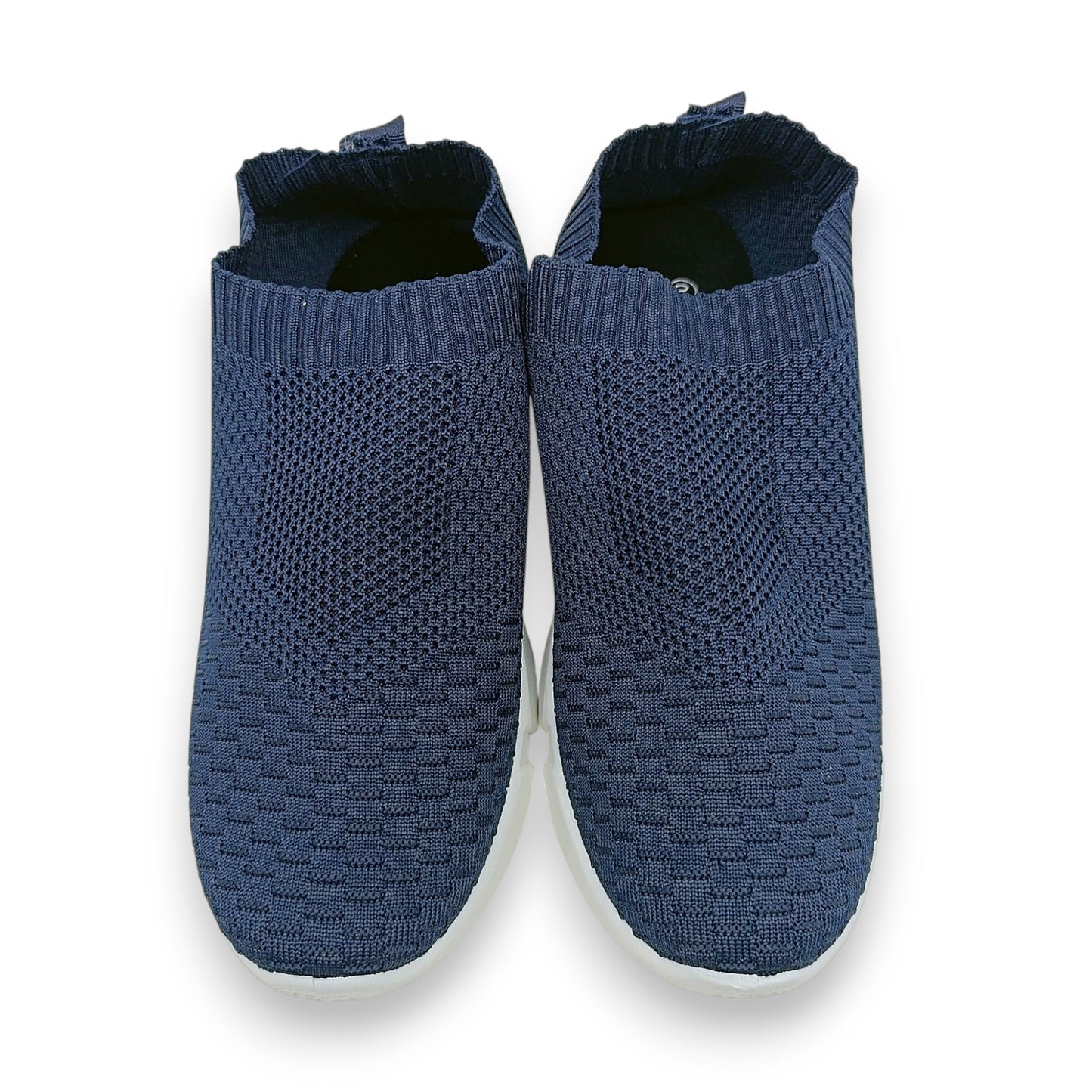 Profilni prikaz laganih ženskih slip-on tenisica bez vezica