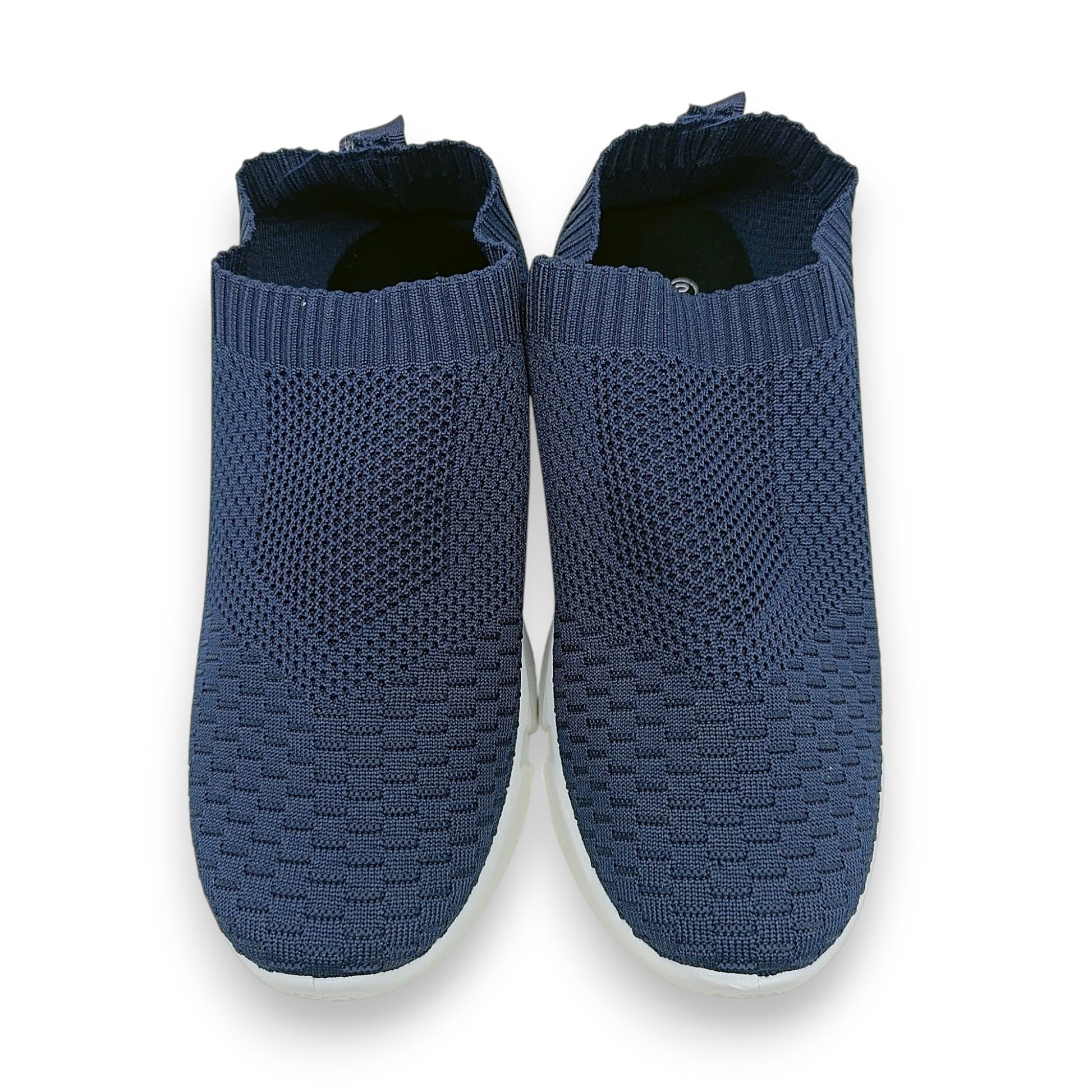 Profilni prikaz laganih ženskih slip-on tenisica bez vezica