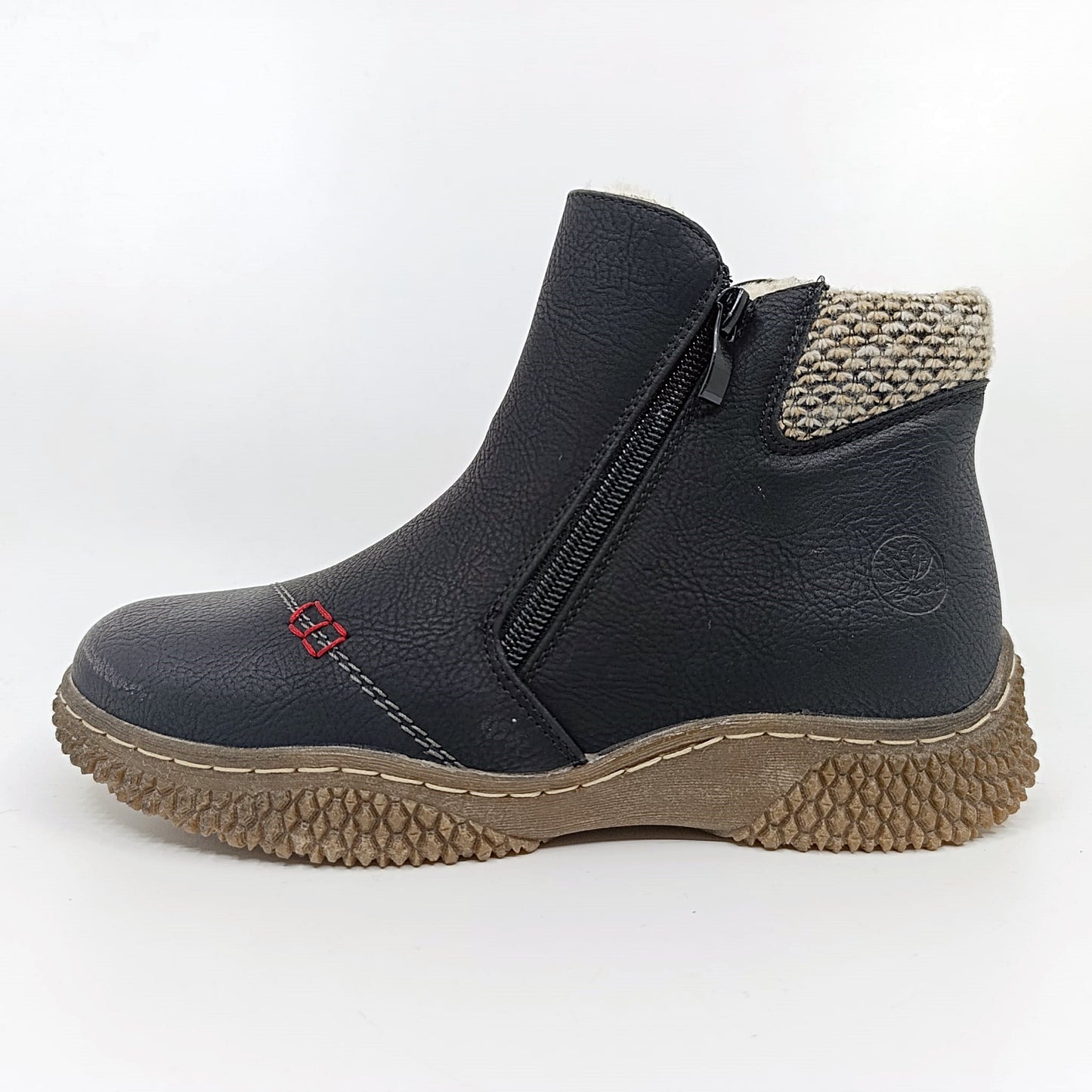 zenske cizme kratke udobne crne 05